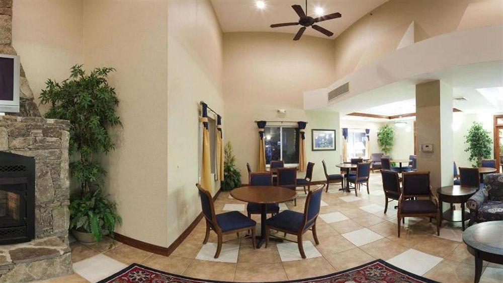 Holiday Inn Express Hotel & Suites Cherokee-Casino By Ihg Zewnętrze zdjęcie