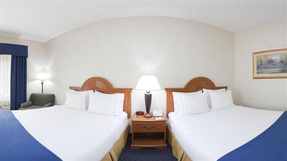 Holiday Inn Express Hotel & Suites Cherokee-Casino By Ihg Zewnętrze zdjęcie