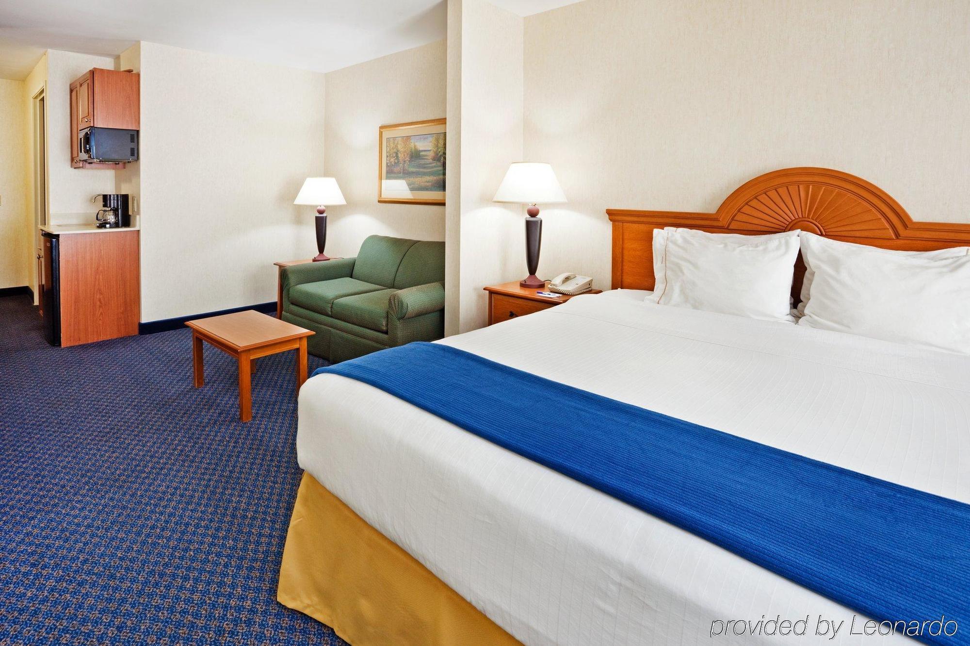 Holiday Inn Express Hotel & Suites Cherokee-Casino By Ihg Zewnętrze zdjęcie